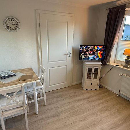 Ferienwohnung „Ole Karkenwech“ Husum-Roedemis Χούζουμ Εξωτερικό φωτογραφία
