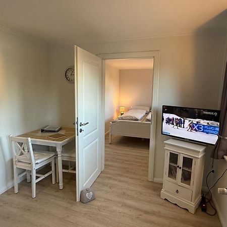Ferienwohnung „Ole Karkenwech“ Husum-Roedemis Χούζουμ Εξωτερικό φωτογραφία