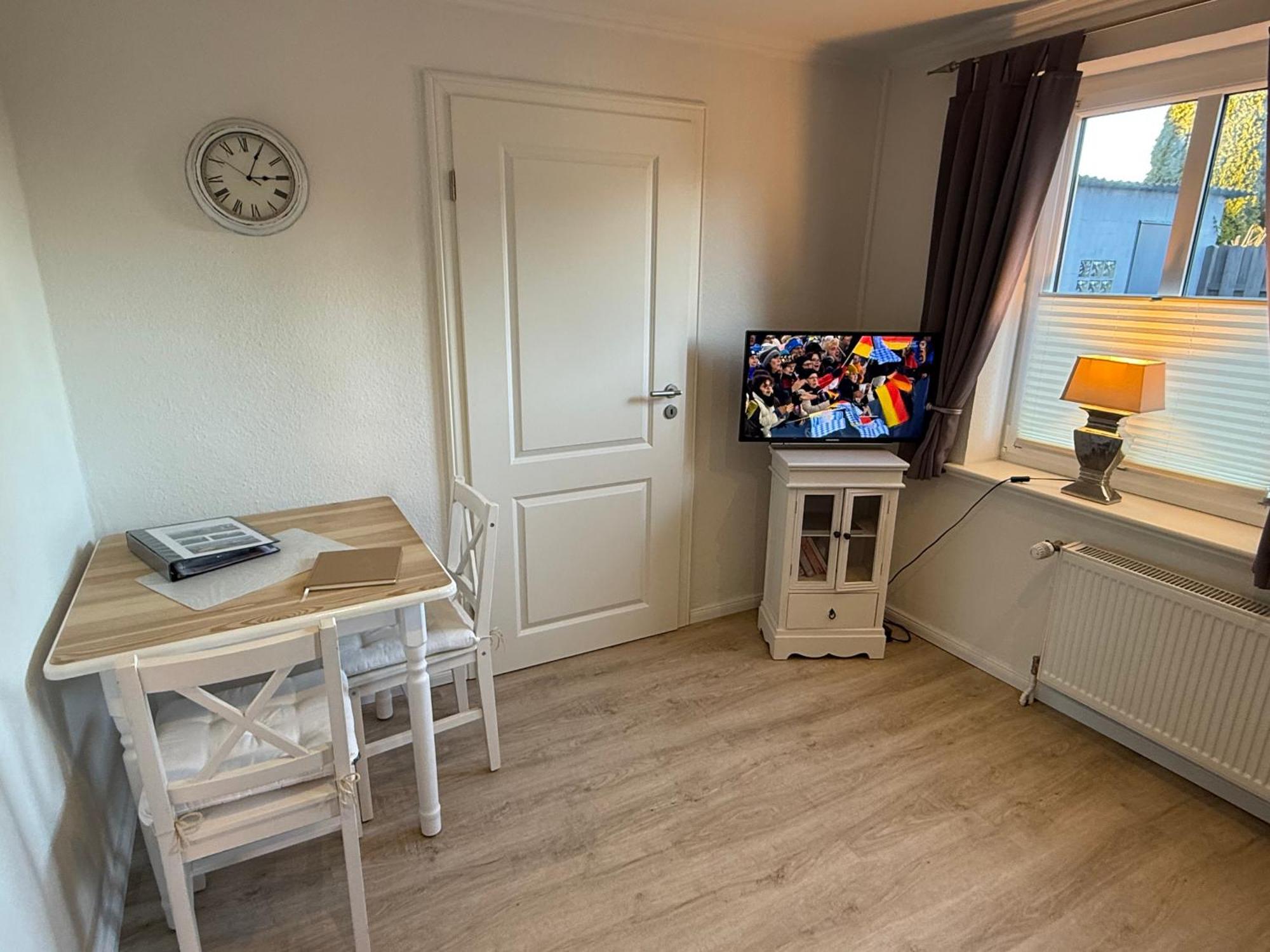 Ferienwohnung „Ole Karkenwech“ Husum-Roedemis Χούζουμ Εξωτερικό φωτογραφία