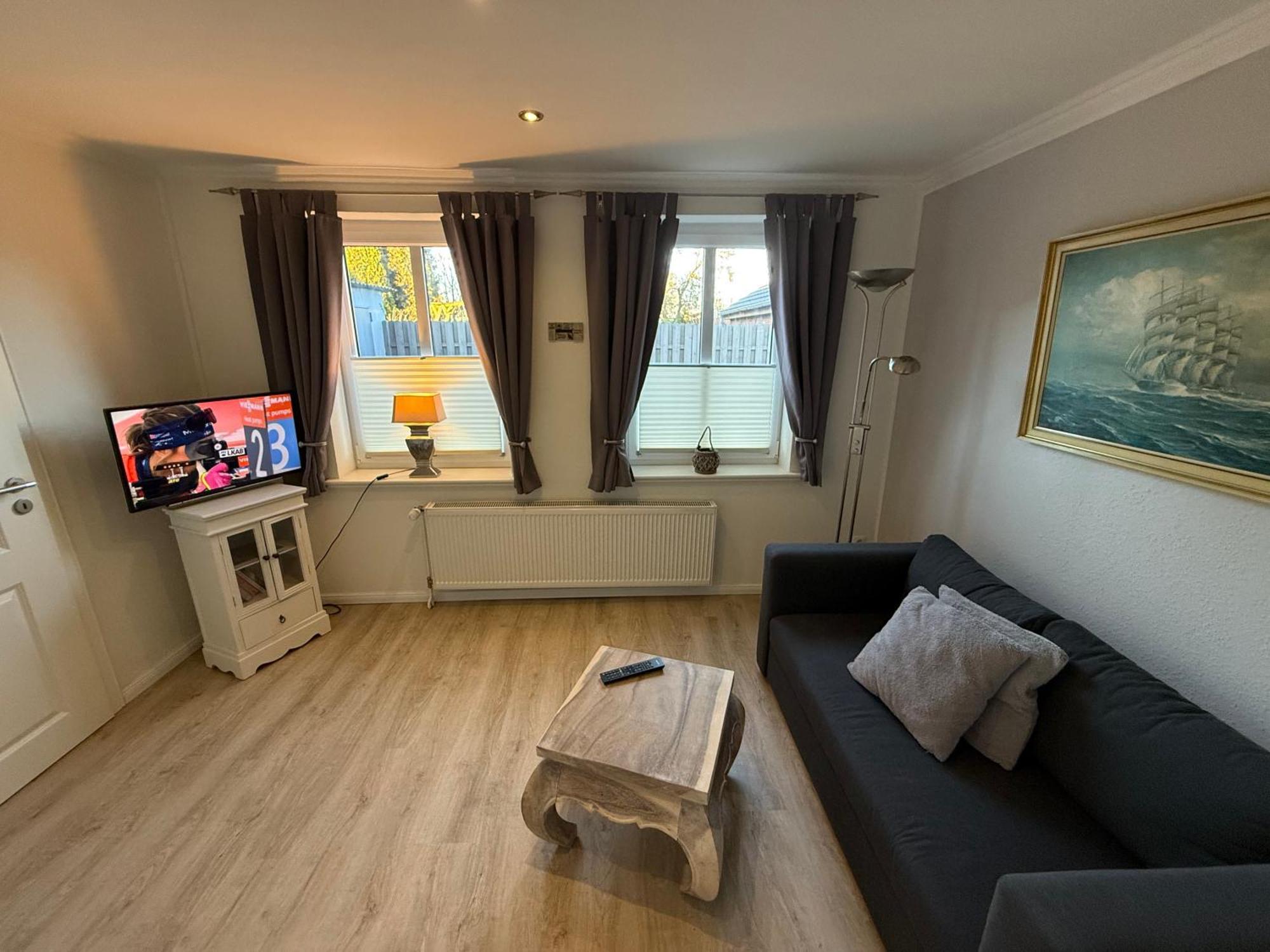 Ferienwohnung „Ole Karkenwech“ Husum-Roedemis Χούζουμ Εξωτερικό φωτογραφία